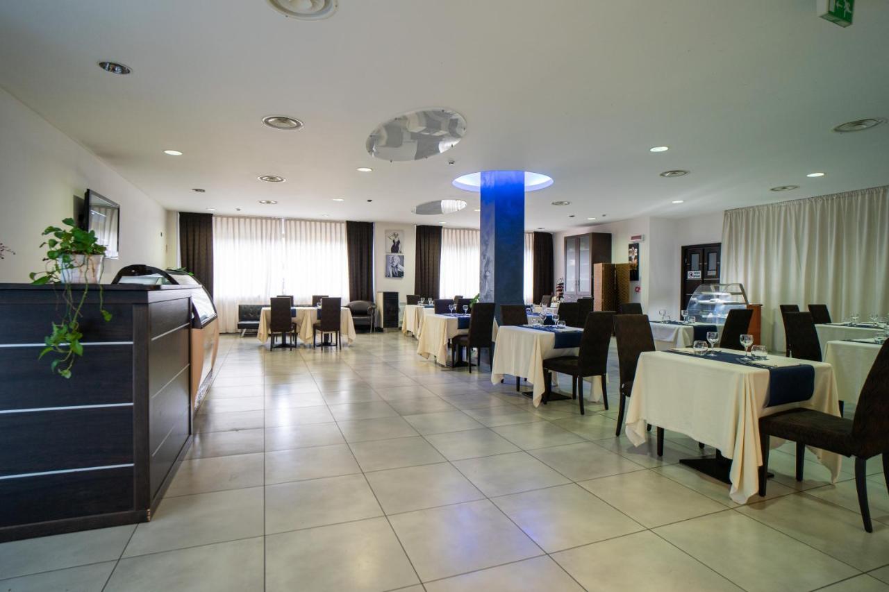 Hotel Insteia Polla Exterior photo