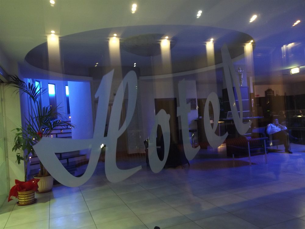 Hotel Insteia Polla Exterior photo